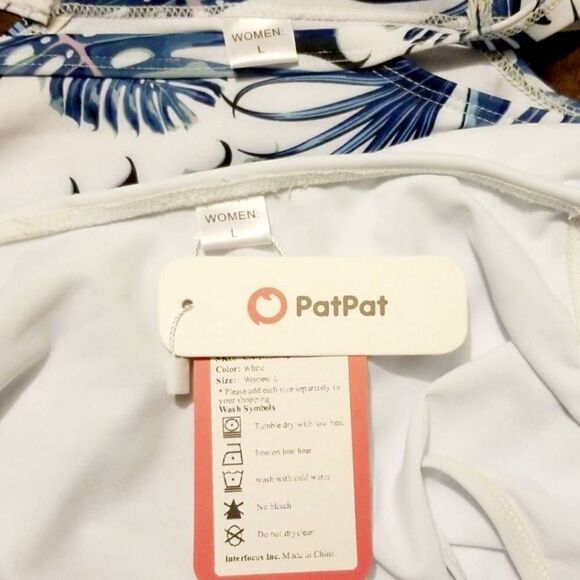 Pat Pat NWT Palm Leaf Two Piece Swimsuit Size Large - Picture 5 of 5